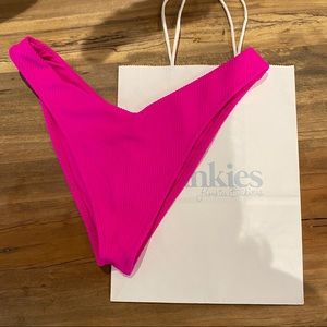 NWOT frankies bikini 👙 Enzo bottoms